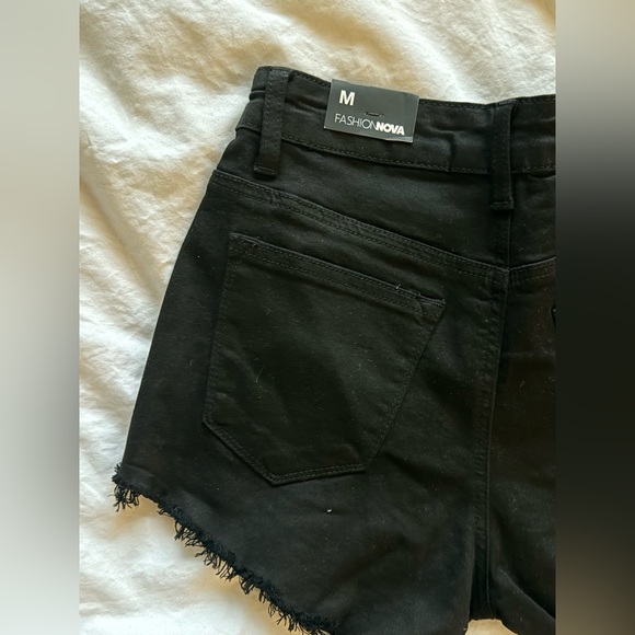 (New) Fashion Nova - Black Denim Jean Shorts (Size M) - Picture 4 of 5